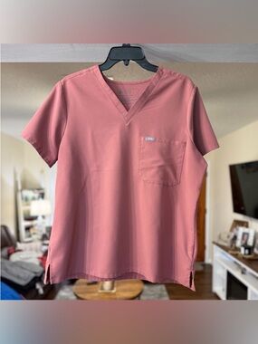 Figs Catarina One-Pocket Scrub Top